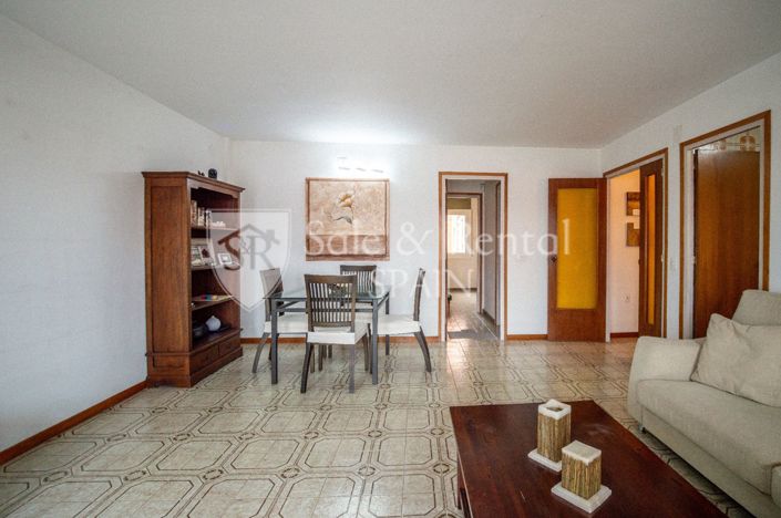 Image No.9-3 Bed Flat for sale
