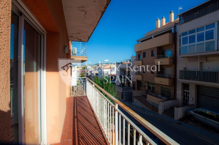 Image No.22-4 Bed Townhouse for sale