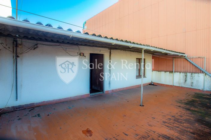 Image No.31-4 Bed Townhouse for sale