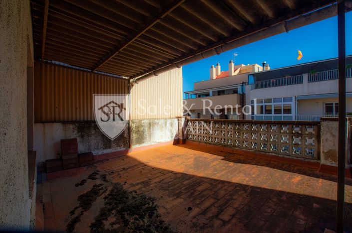 Image No.34-4 Bed Townhouse for sale
