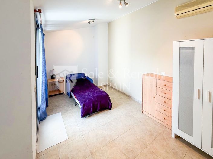 Image No.10-2 Bed Flat for sale