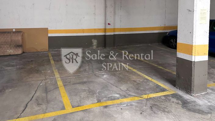 Image No.34-3 Bed Flat for sale