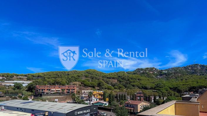 Image No.6-3 Bed Flat for sale
