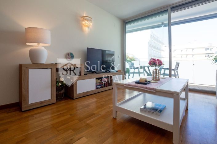 Image No.23-2 Bed Flat for sale
