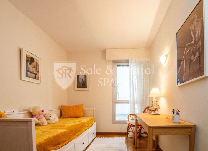 Image No.30-2 Bed Flat for sale