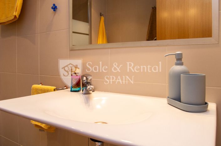 Image No.36-2 Bed Flat for sale