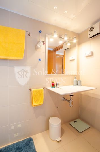 Image No.37-2 Bed Flat for sale