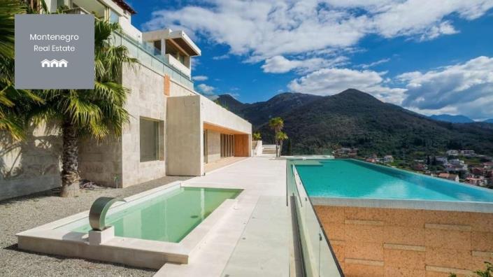 Image No.9-Maison / Villa de 7 chambres à vendre à Donja Lastva