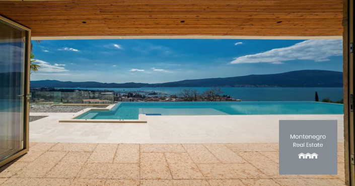 Image No.8-Maison / Villa de 7 chambres à vendre à Donja Lastva