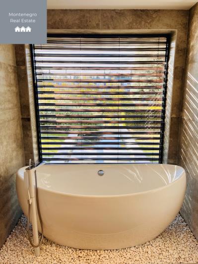 Image No.18-3 Bed Villa for sale