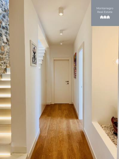 Image No.12-3 Bed Villa for sale