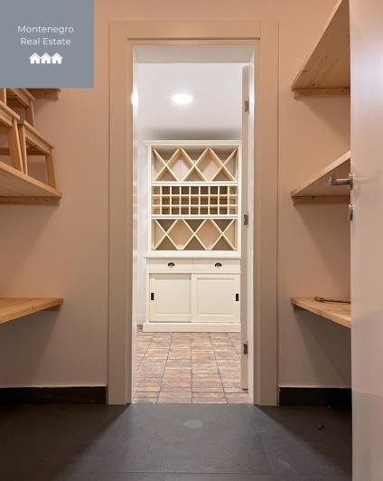 Image No.17-Villa de 4 chambres à vendre à Podgorica