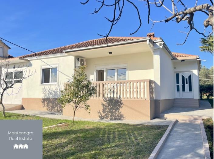 Image No.2-Villa de 4 chambres à vendre à Mrcevac