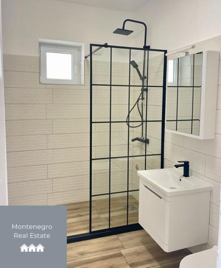 Image No.11-Villa de 4 chambres à vendre à Mrcevac