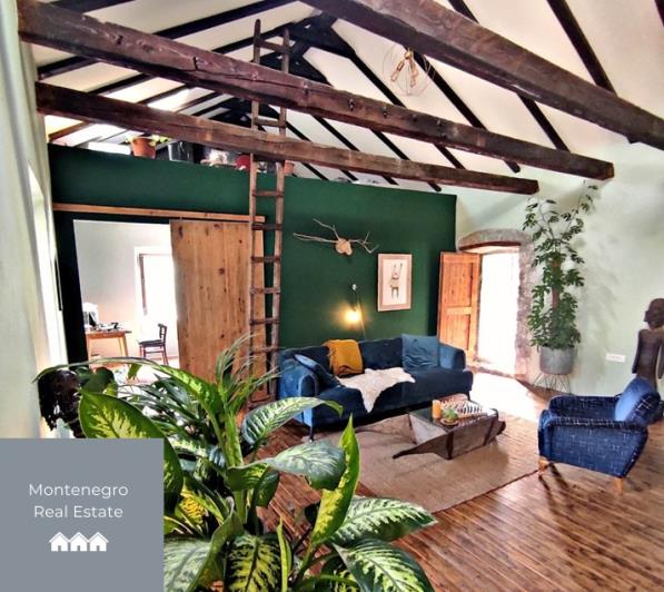 Image No.3-Maison / Villa de 4 chambres à vendre à Rijeka Crnojevica