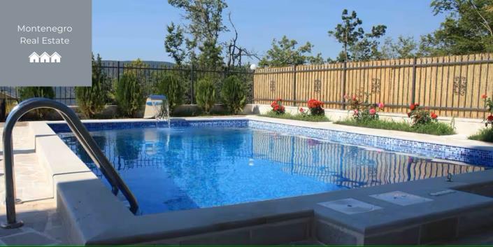 Image No.9-15 Bed Villa for sale