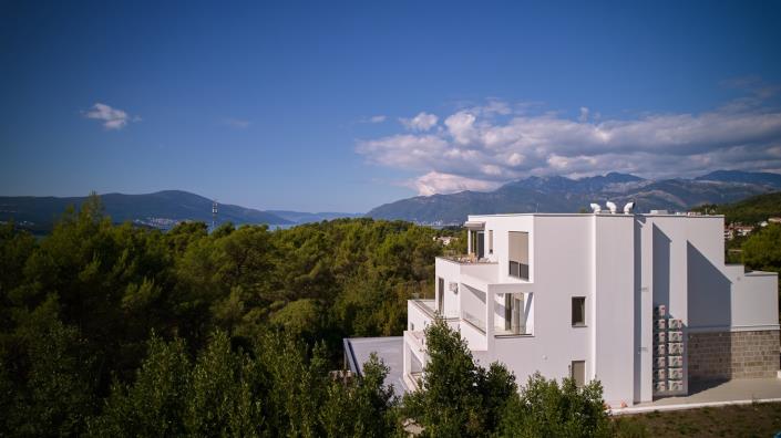 Image No.10-Appartement de 2 chambres à vendre à Mrcevac