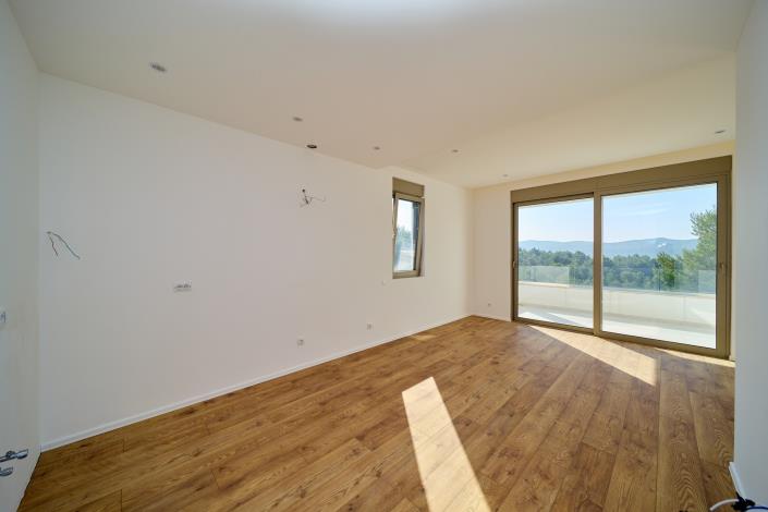 Image No.13-Appartement de 2 chambres à vendre à Mrcevac