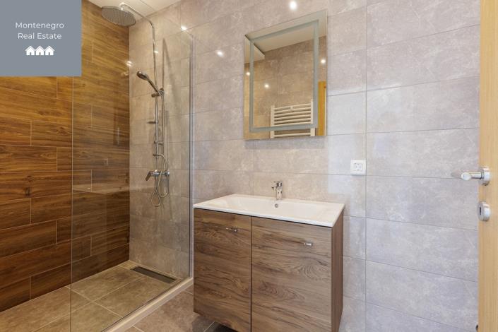 Image No.6-Villa de 2 chambres à vendre à Tivat