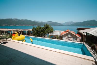 1 - Tivat, Villa