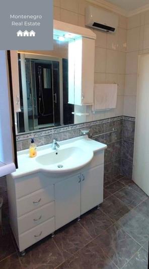 Image No.11-3 Bed House for sale