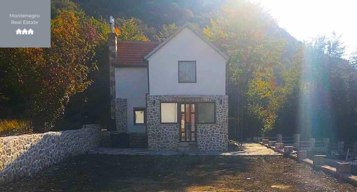 Image No.3-Maison de campagne de 1 chambre à vendre à Herceg Novi