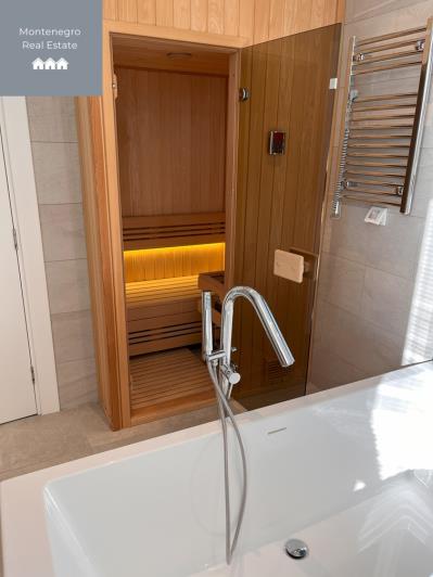 Image No.10-7 Bed Villa for sale