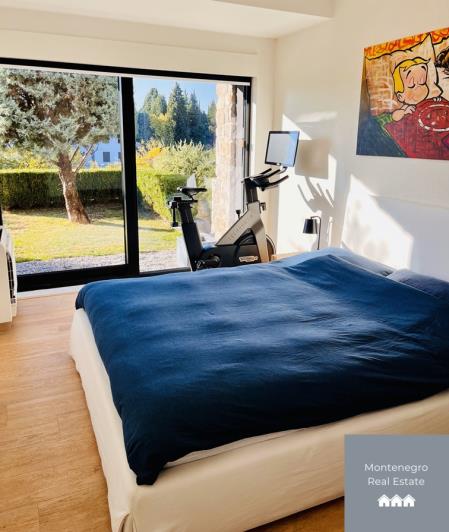 Image No.24-7 Bed Villa for sale