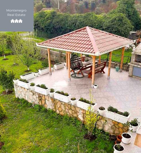 Image No.8-Maison de 4 chambres à vendre à Kotor