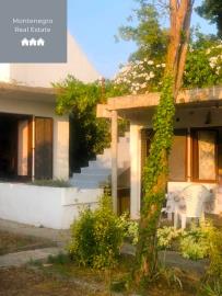 House_exterior