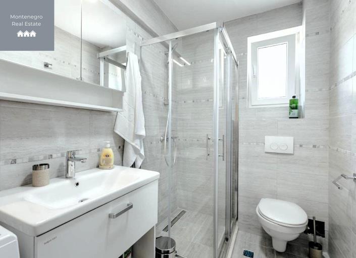 Image No.18-Un hôtel de 11 chambres à vendre à Bijela