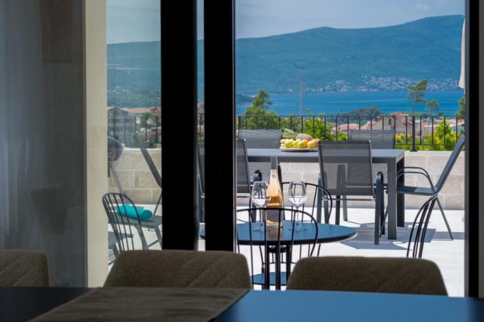 Image No.8-Villa de 4 chambres à vendre à Mrcevac