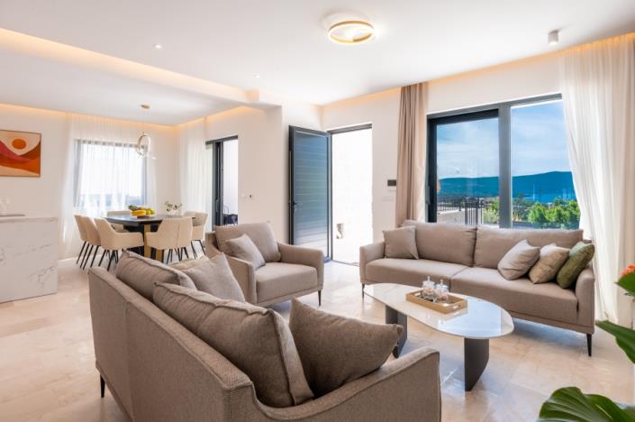 Image No.14-Villa de 4 chambres à vendre à Mrcevac