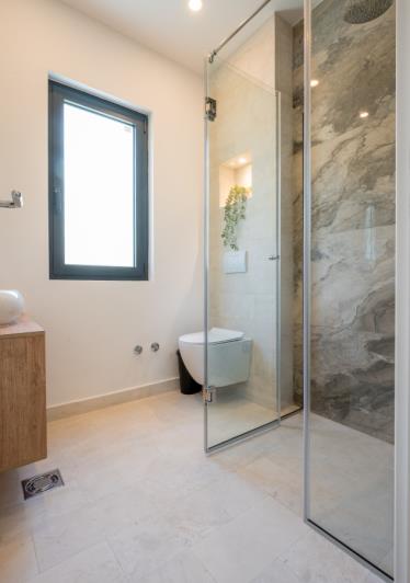 Image No.21-Villa de 4 chambres à vendre à Mrcevac