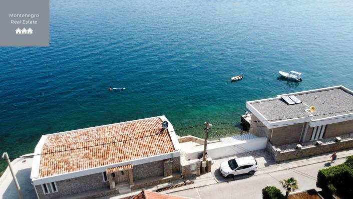 Image No.6-Villa de 4 chambres à vendre à Tivat