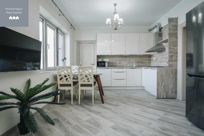 Image No.19-Villa de 4 chambres à vendre à Tivat