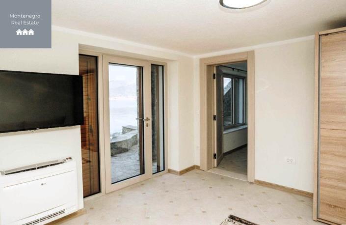 Image No.36-Villa de 4 chambres à vendre à Tivat