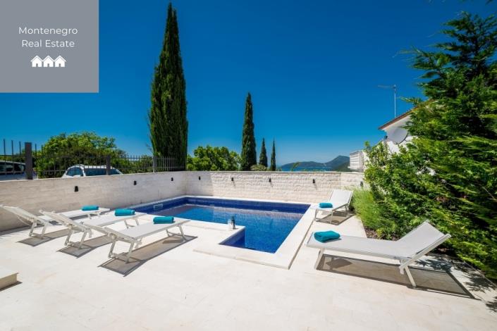 Image No.4-Villa de 4 chambres à vendre à Herceg Novi