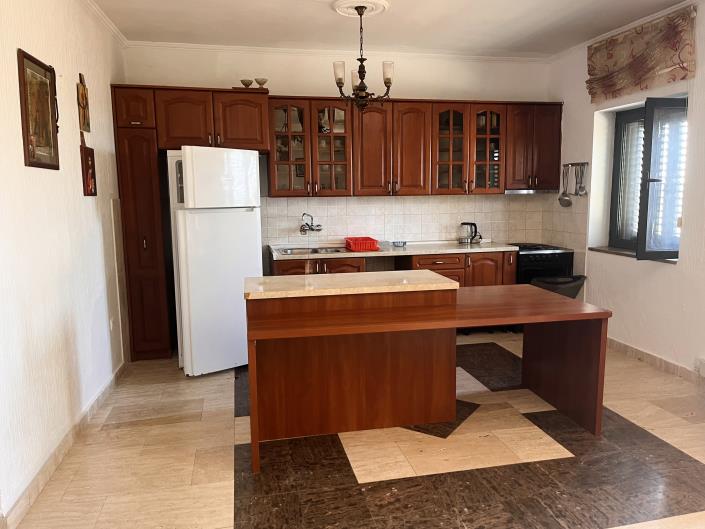 Image No.11-9 Bed House for sale