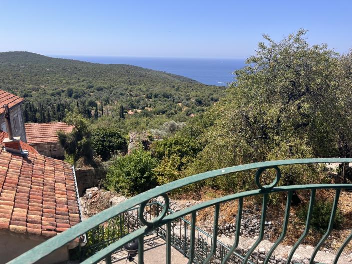 Image No.15-9 Bed House for sale