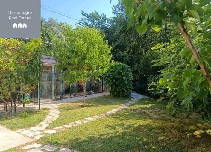 Image No.10-4 Bed House for sale