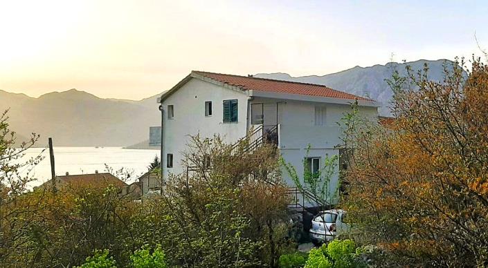 Image No.2-Appartement de 2 chambres à vendre à Dobrota