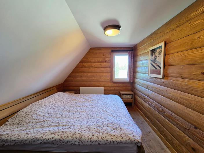 Image No.13-4 Bed Chalet for sale