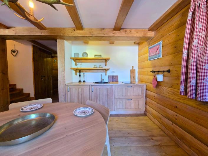 Image No.19-4 Bed Chalet for sale