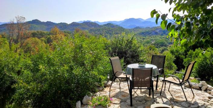 Image No.29-3 Bed Vineyard for sale