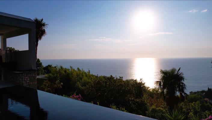 Image No.6-Villa de 4 chambres à vendre à Budva