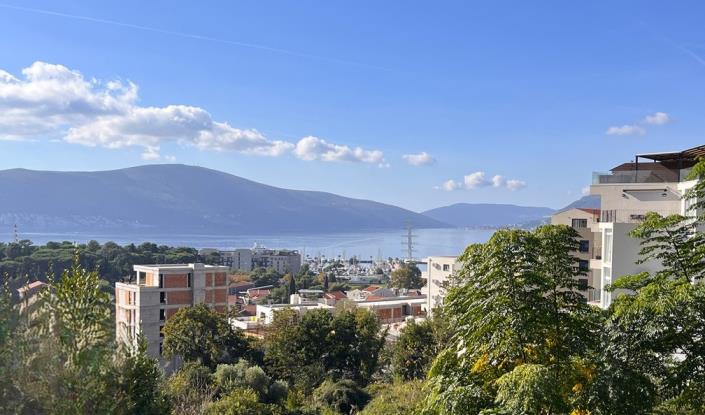 Image No.2-Appartement de 1 chambre à vendre à Tivat