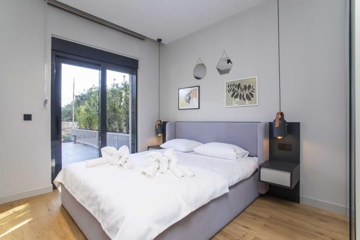 Image No.10-1 Bed Apartment for sale