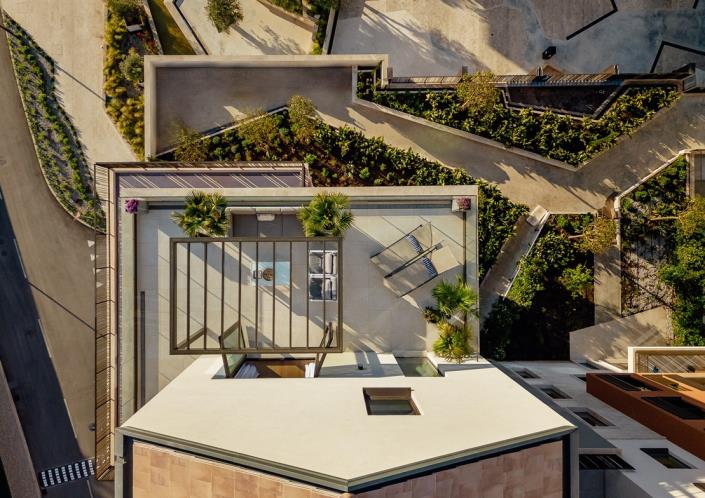 Image No.35-2 Bed Penthouse for sale