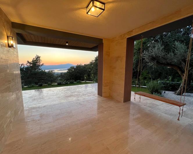 Image No.10-4 Bed Villa for sale